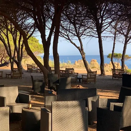 Cala Rossa * ايزولا روسا
